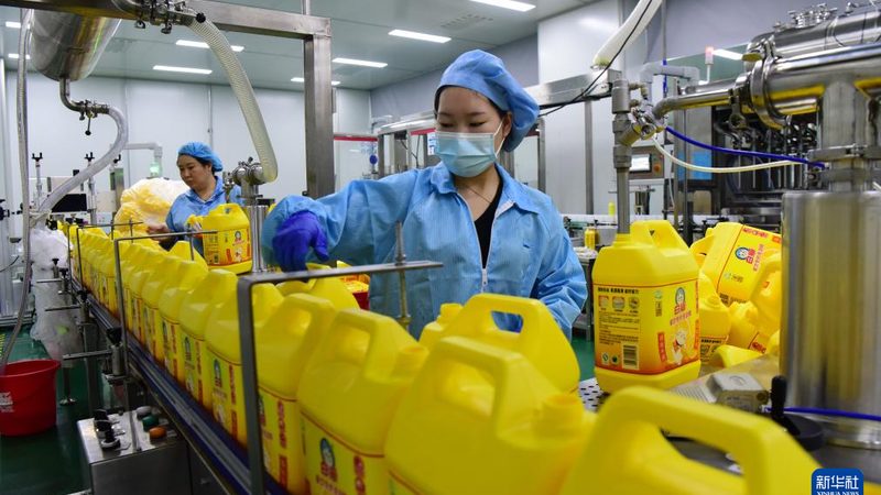 清洗消泡剂：揭秘其背后的科学与应用**